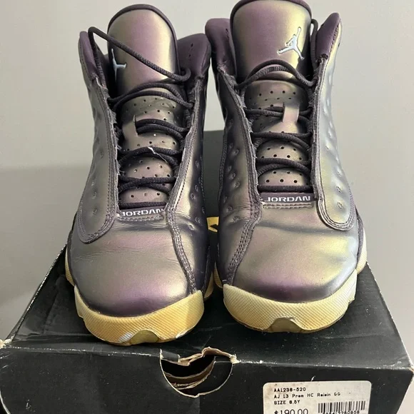 Air Jordan 13 Retro Sneakers - Picture 2 of 6